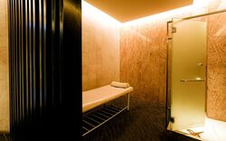 M Hotel (D2), Retail #453126361